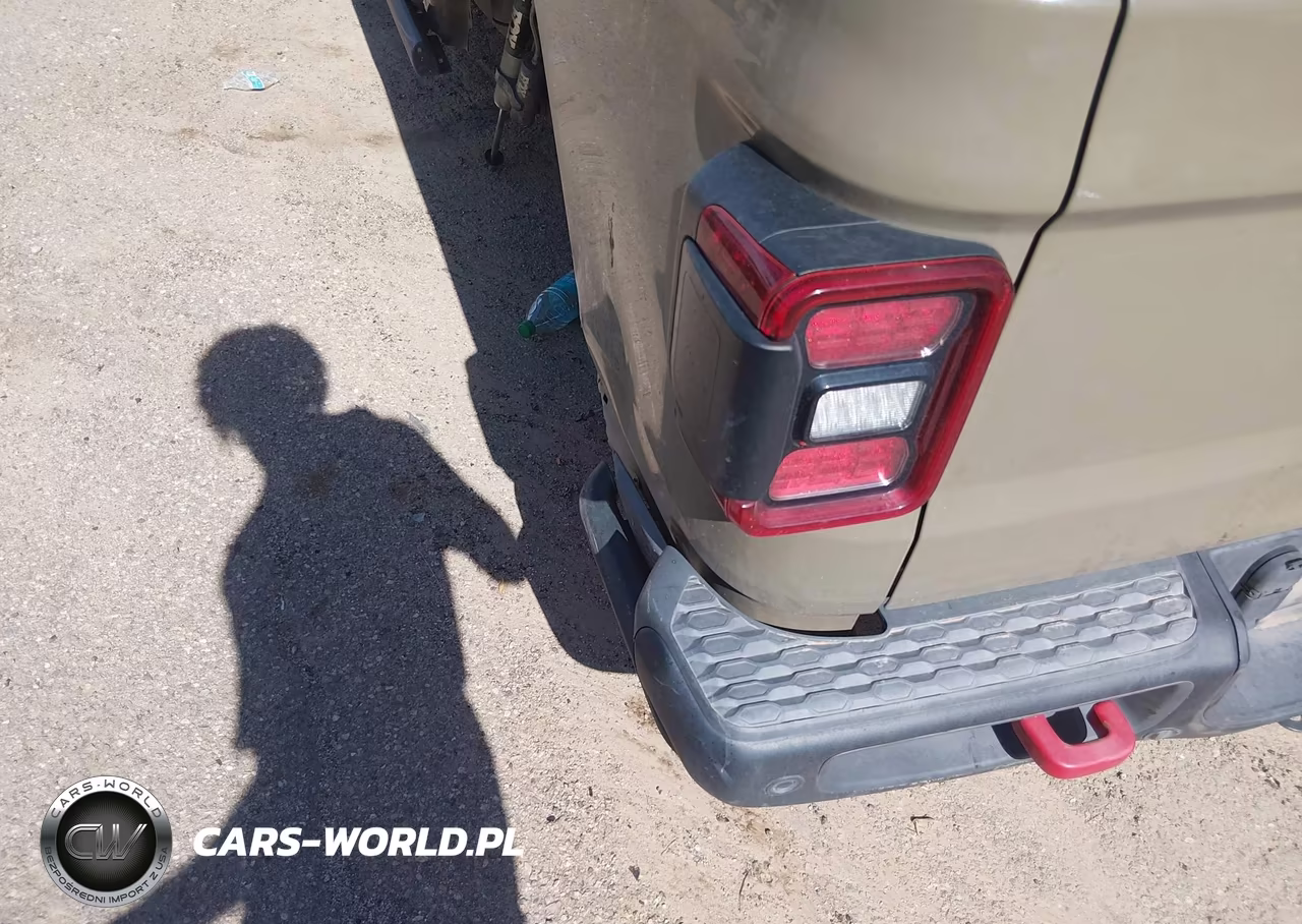 2020 Jeep Gladiator Rubicon 4X4 VIN:1C6JJTBG7LL188295 - 6