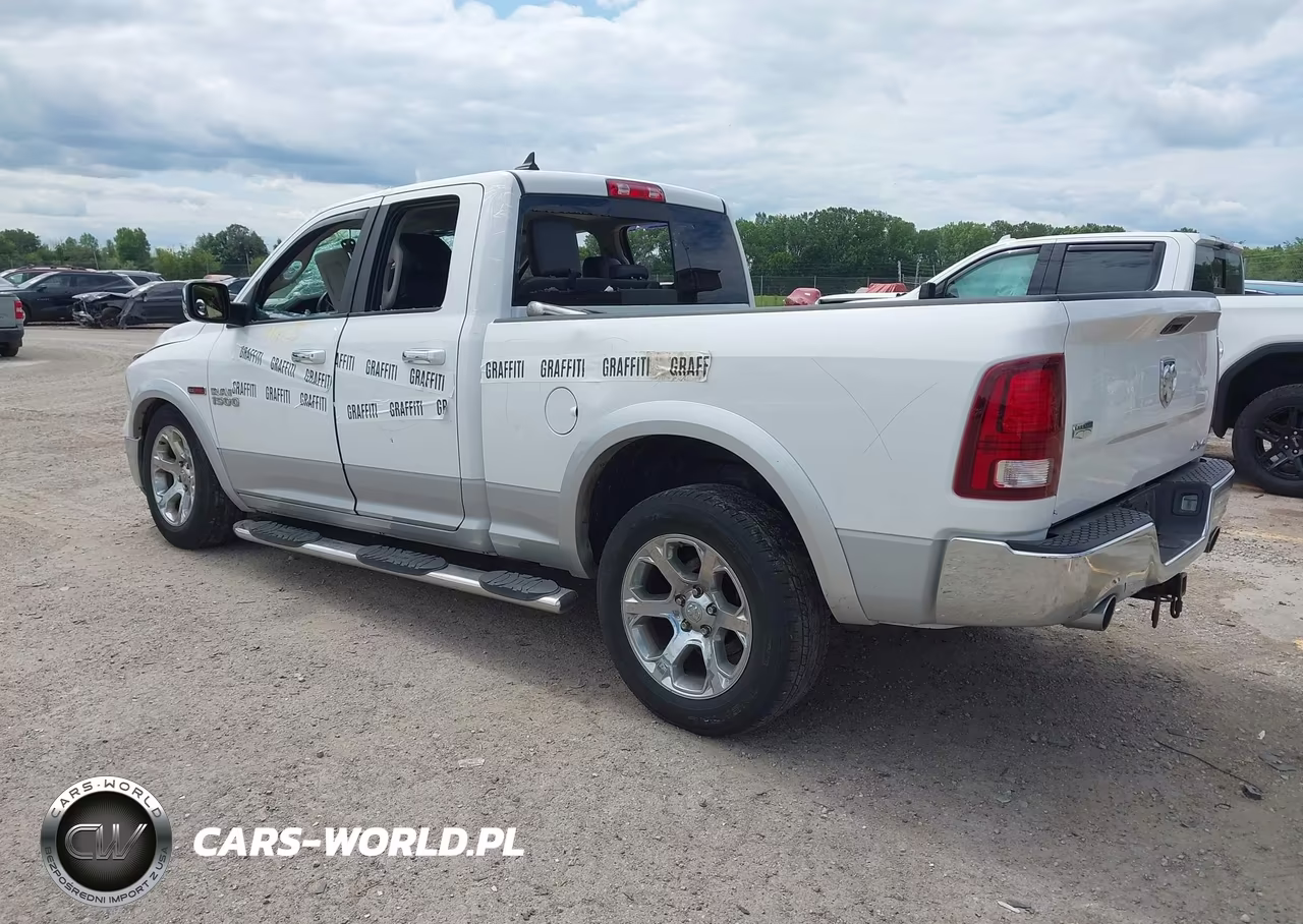 2014 Ram 1500 Laramie VIN:1C6RR7JM4ES382558 - 3