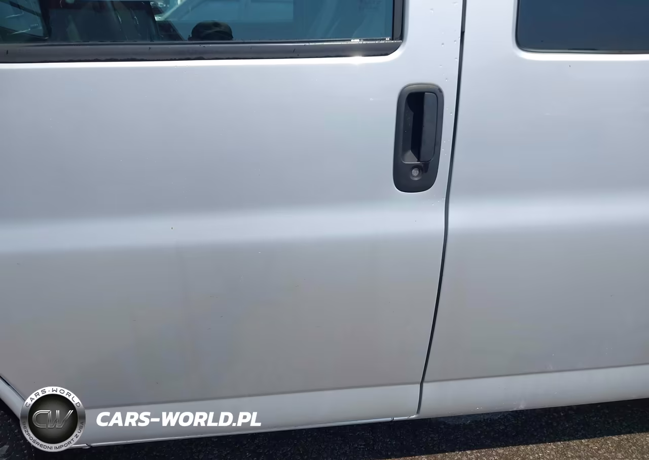 2016 Chevrolet Express 3500 Lt VIN:1GAZGPFF9G1316100 - 12