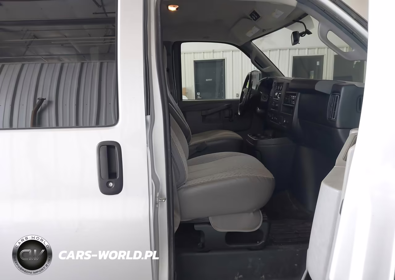 2016 Chevrolet Express 3500 Lt VIN:1GAZGPFF9G1316100 - 5