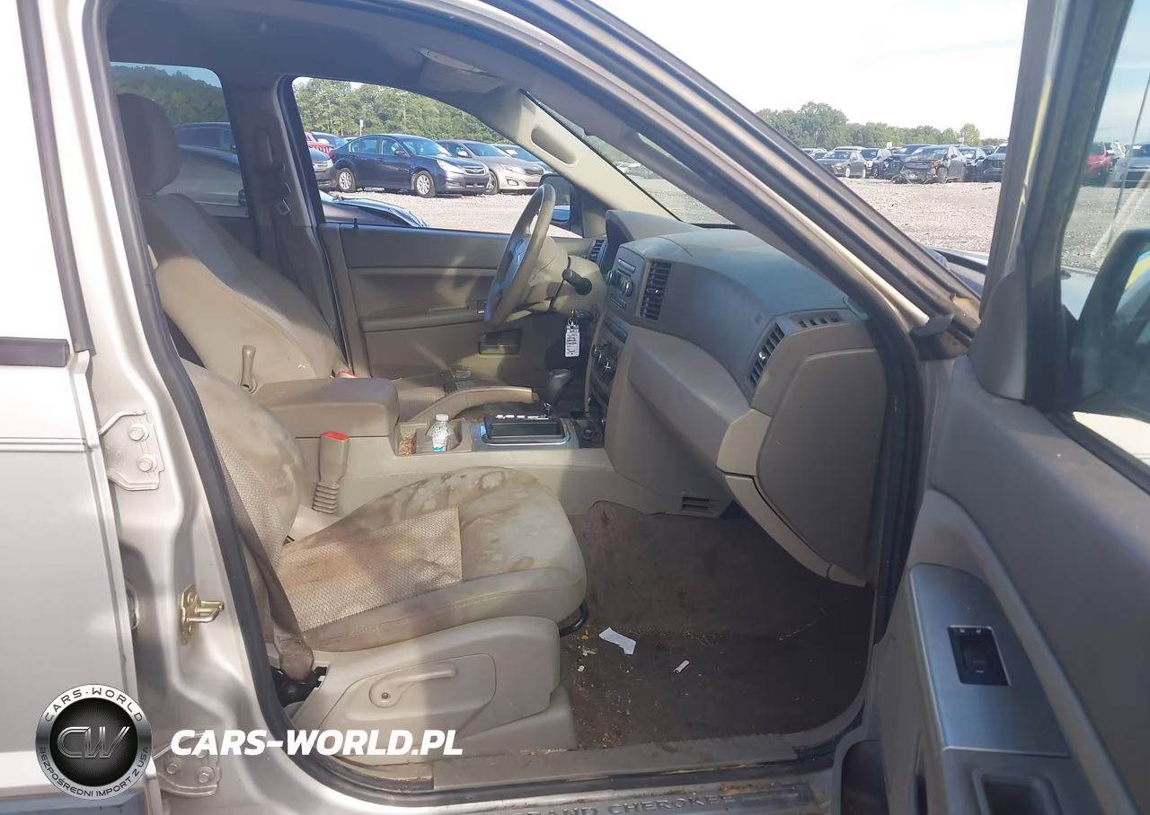 2007 Jeep Grand Cherokee Laredo VIN:1J8GS48K67C545434 - 5