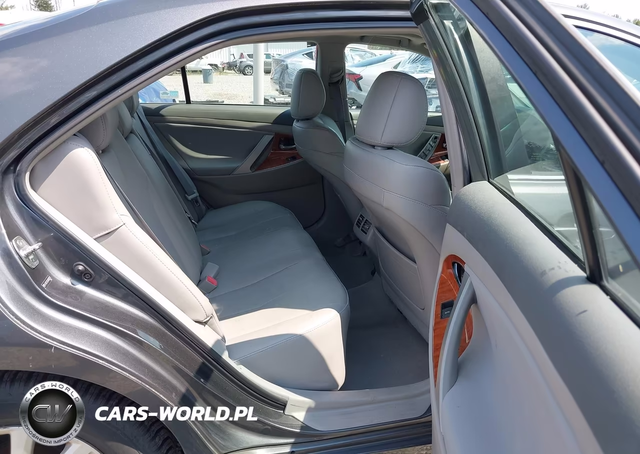 2010 Toyota Camry Xle VIN:4T4BF3EK2AR002878 - 18