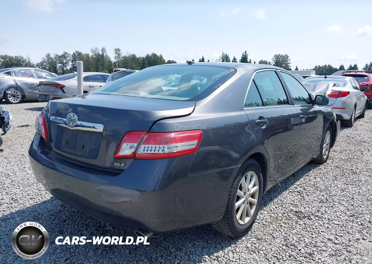 2010 Toyota Camry Xle VIN:4T4BF3EK2AR002878 - 4