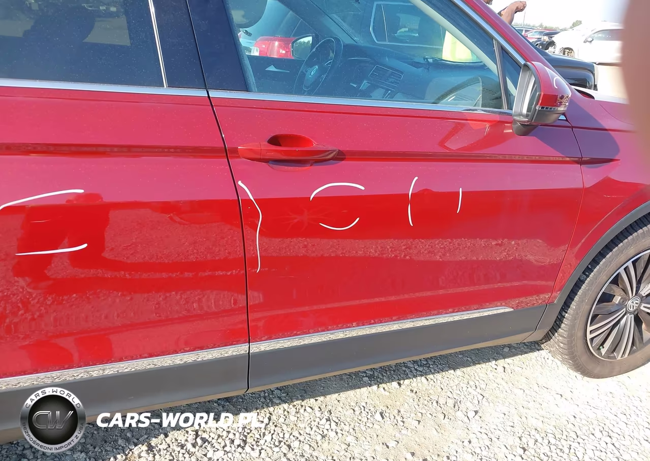 2019 Volkswagen Tiguan 2.0T Se-2.0T Sel-2.0T Sel R-Line-2.0T Sel R-Line Black VIN:3VV2B7AXXKM074700 - 19