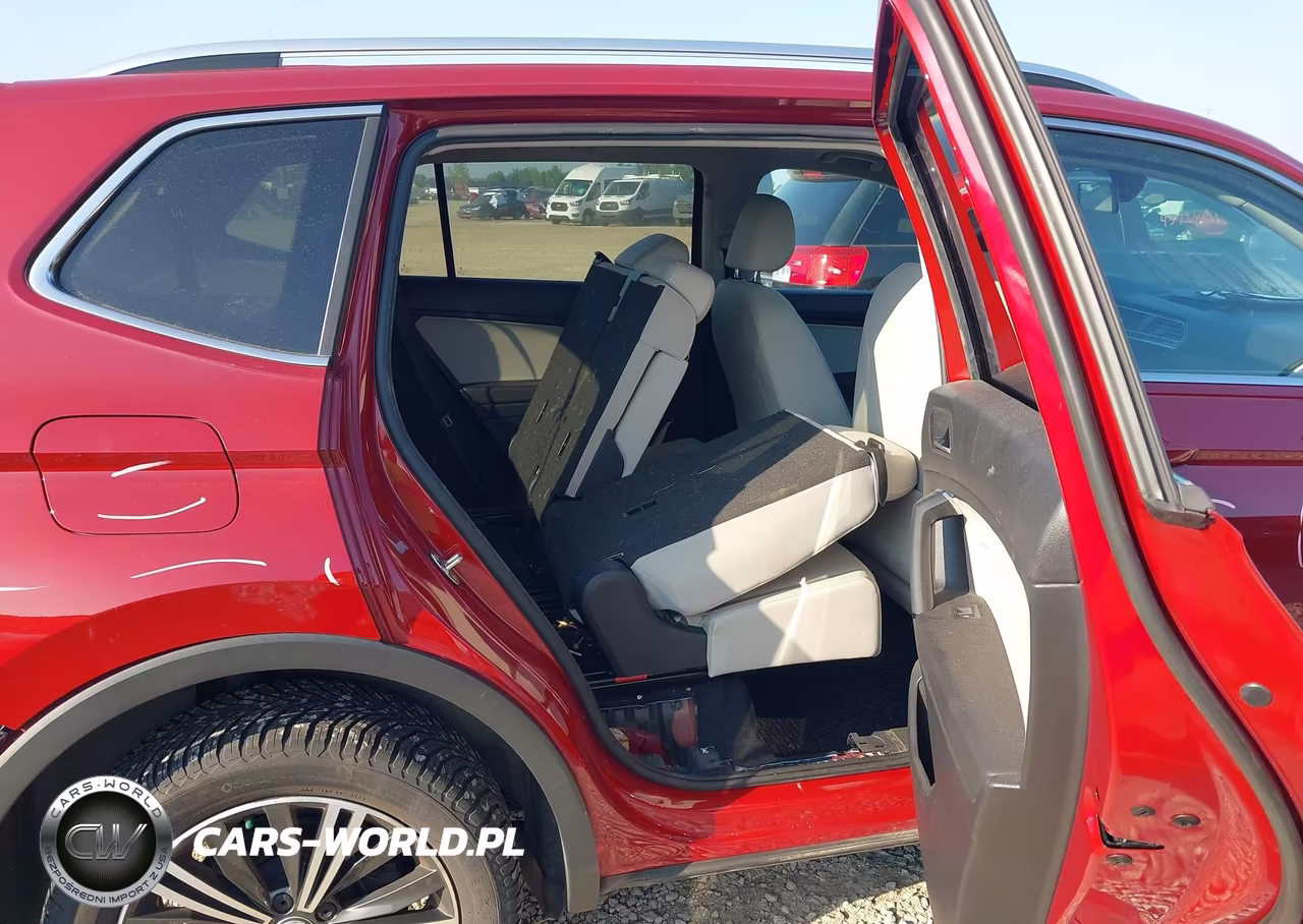 2019 Volkswagen Tiguan 2.0T Se-2.0T Sel-2.0T Sel R-Line-2.0T Sel R-Line Black VIN:3VV2B7AXXKM074700 - 8