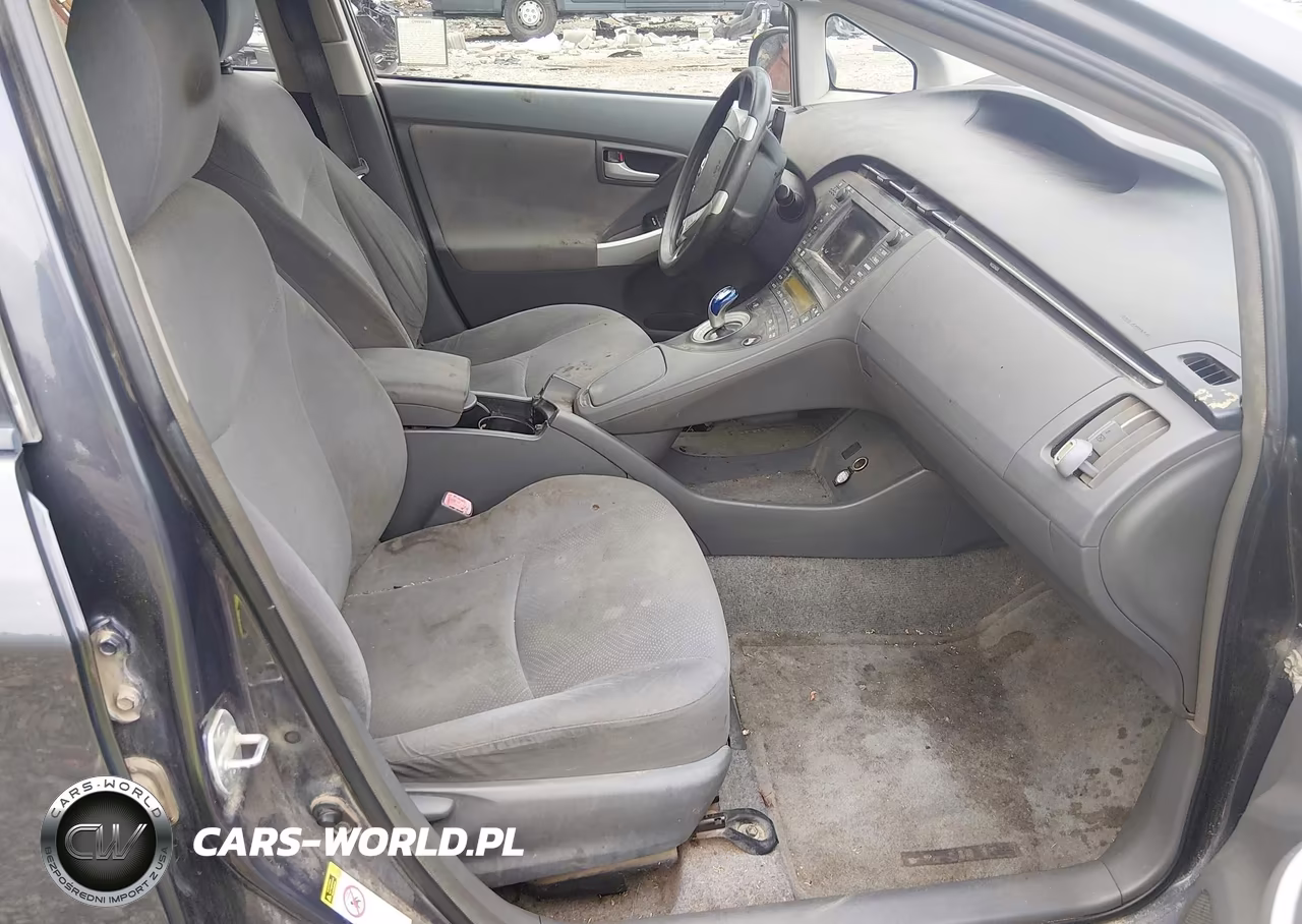 2011 Toyota Prius Three VIN:JTDKN3DU0B0295774 - 5