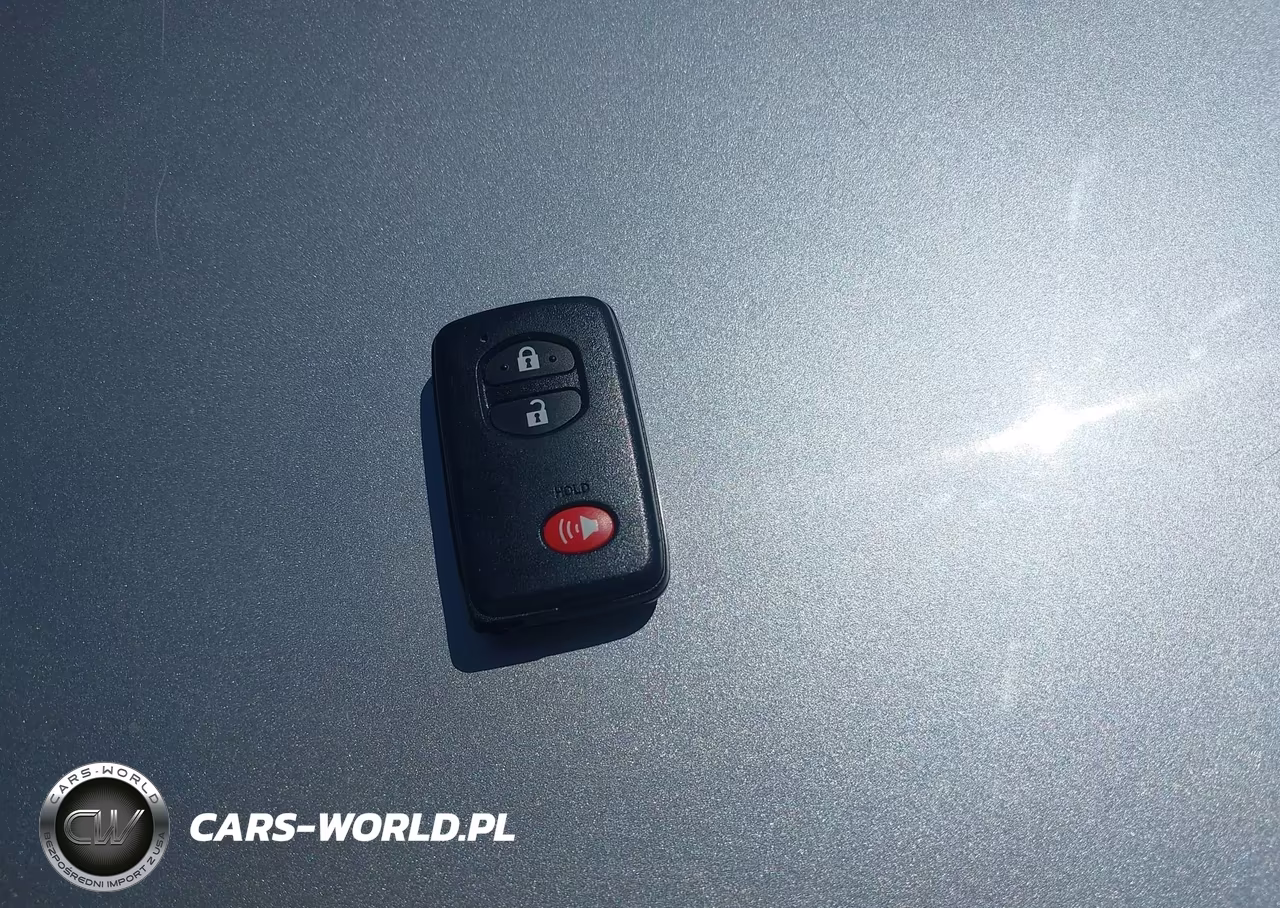 2012 Toyota Prius Two VIN:JTDKN3DU6C5491402 - 11