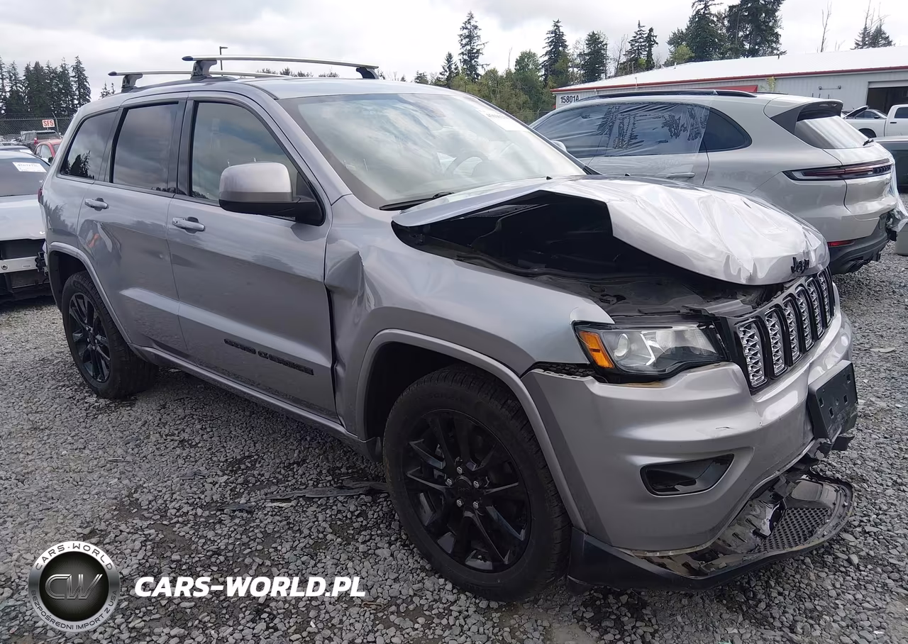 2018 Jeep Grand Cherokee Altitude 4X4 – zdjęcie 1 z 18