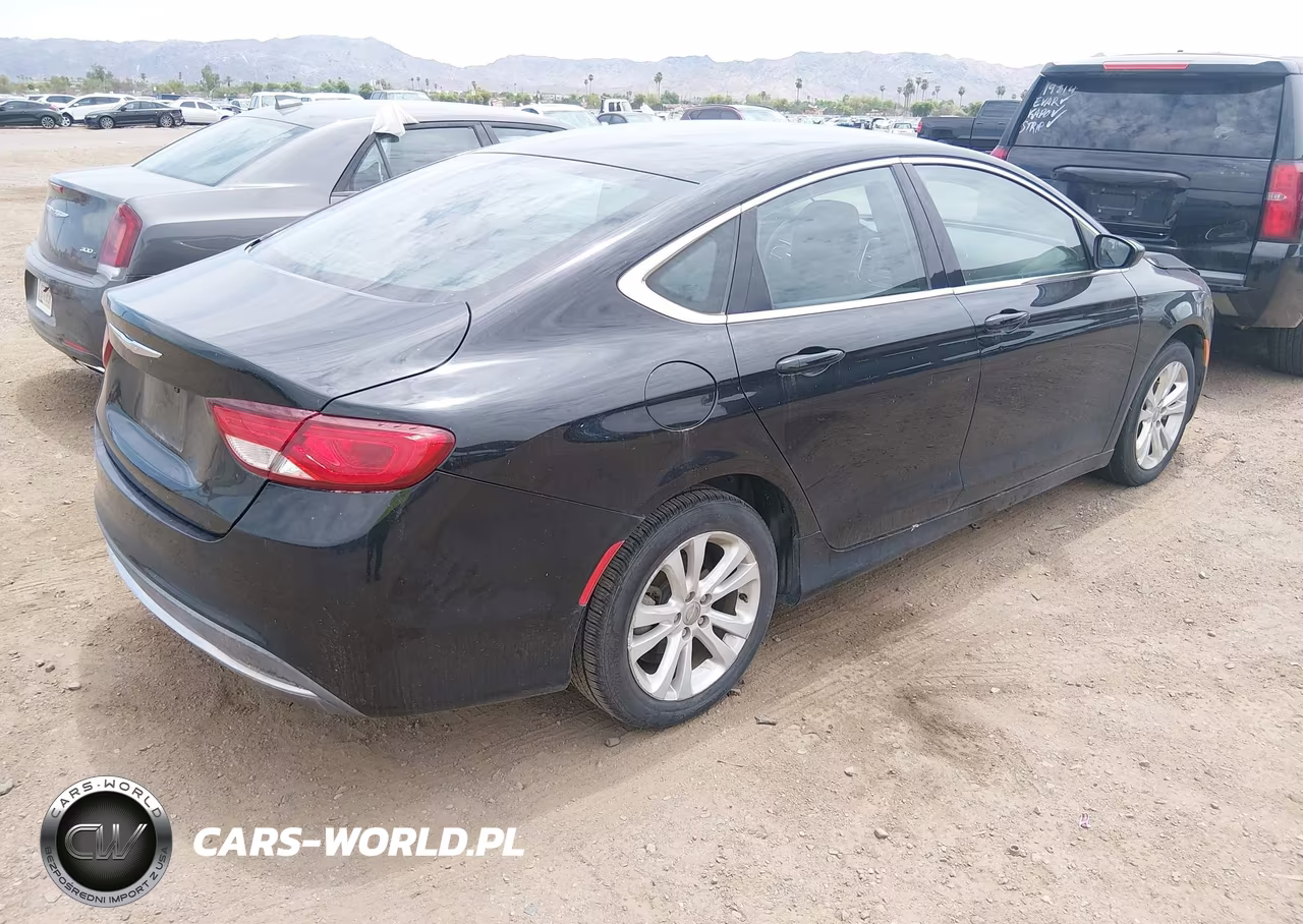 2015 Chrysler 200 Limited VIN:1C3CCCAB6FN677477 - 4
