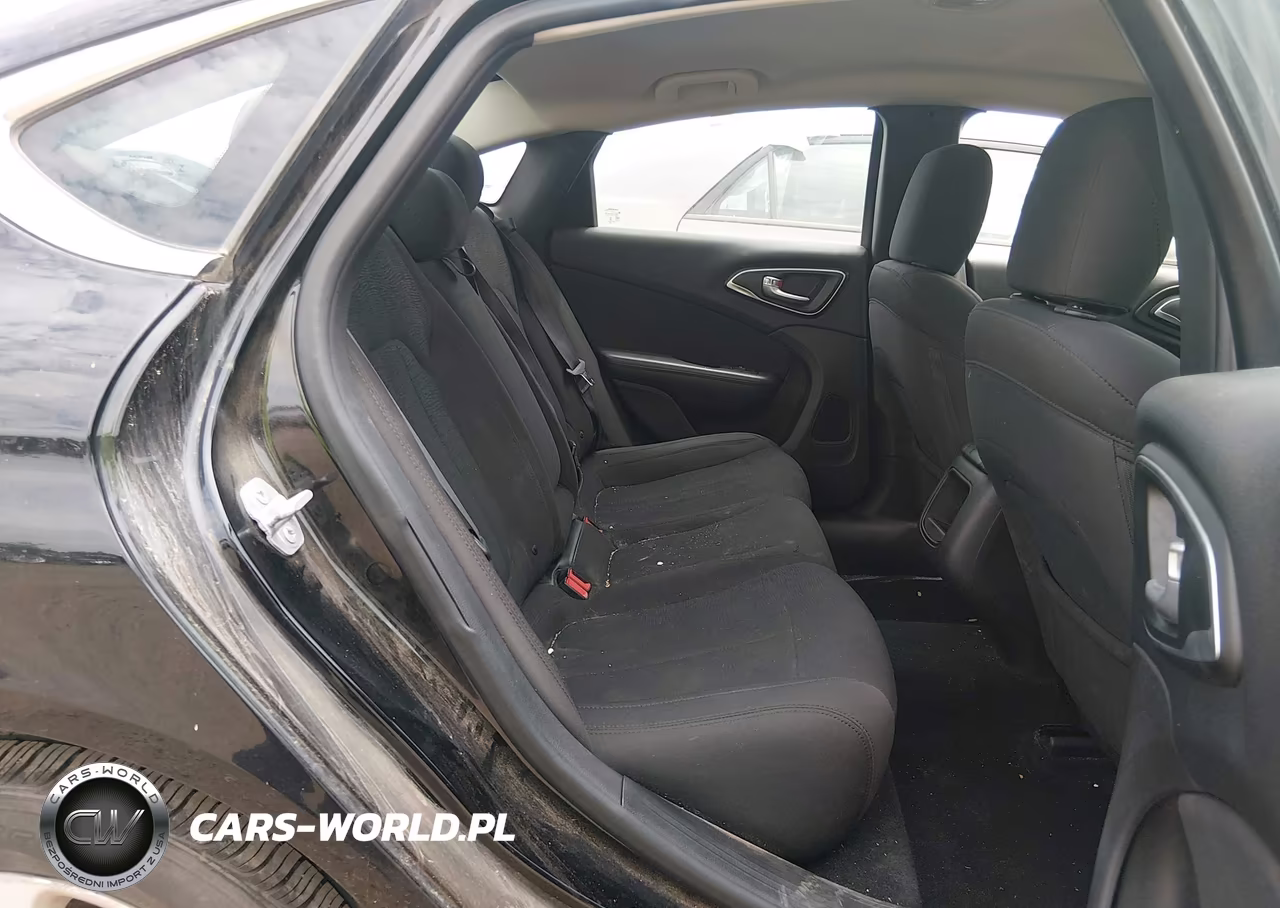 2015 Chrysler 200 Limited VIN:1C3CCCAB6FN677477 - 8