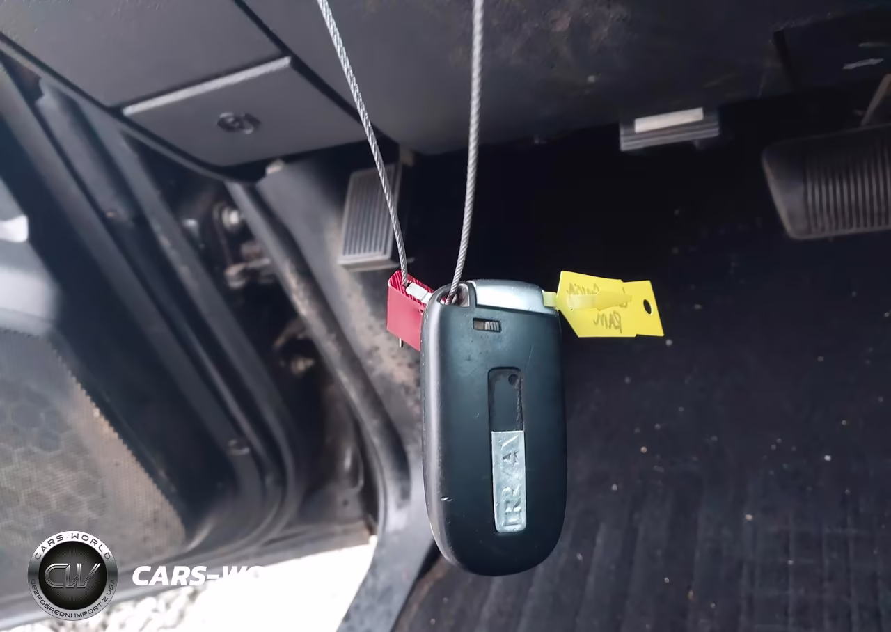 2016 Ram 1500 Sport VIN:1C6RR7MT6GS414108 - 11