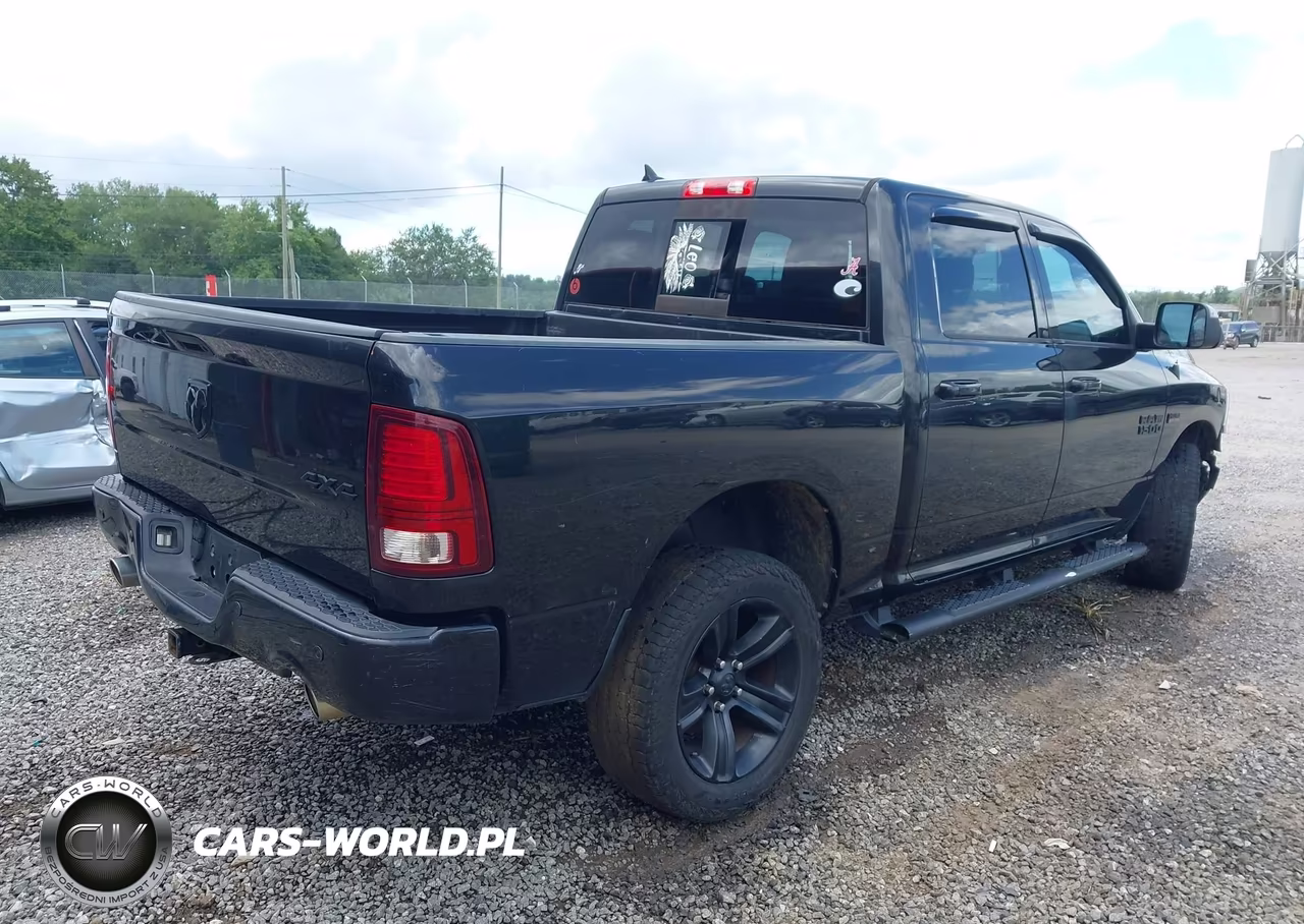 2016 Ram 1500 Sport VIN:1C6RR7MT6GS414108 - 4
