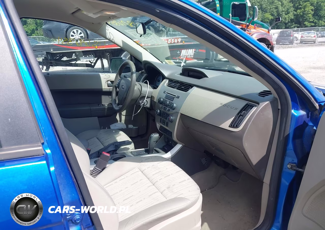 2011 Ford Focus Se VIN:1FAHP3FN5BW137203 - 5