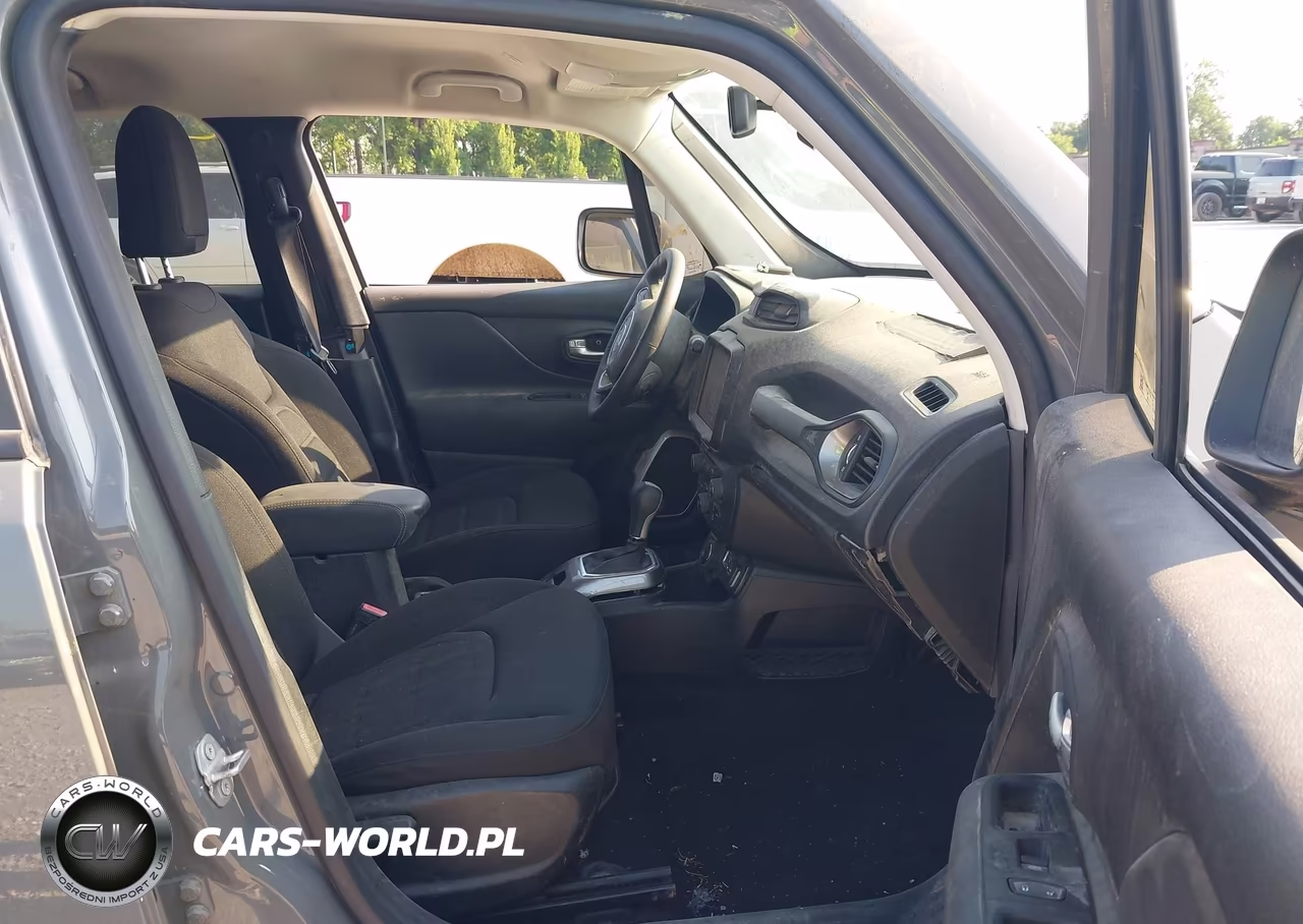 2022 Jeep Renegade Latitude 4X4 VIN:ZACNJDB15NPN80201 - 5