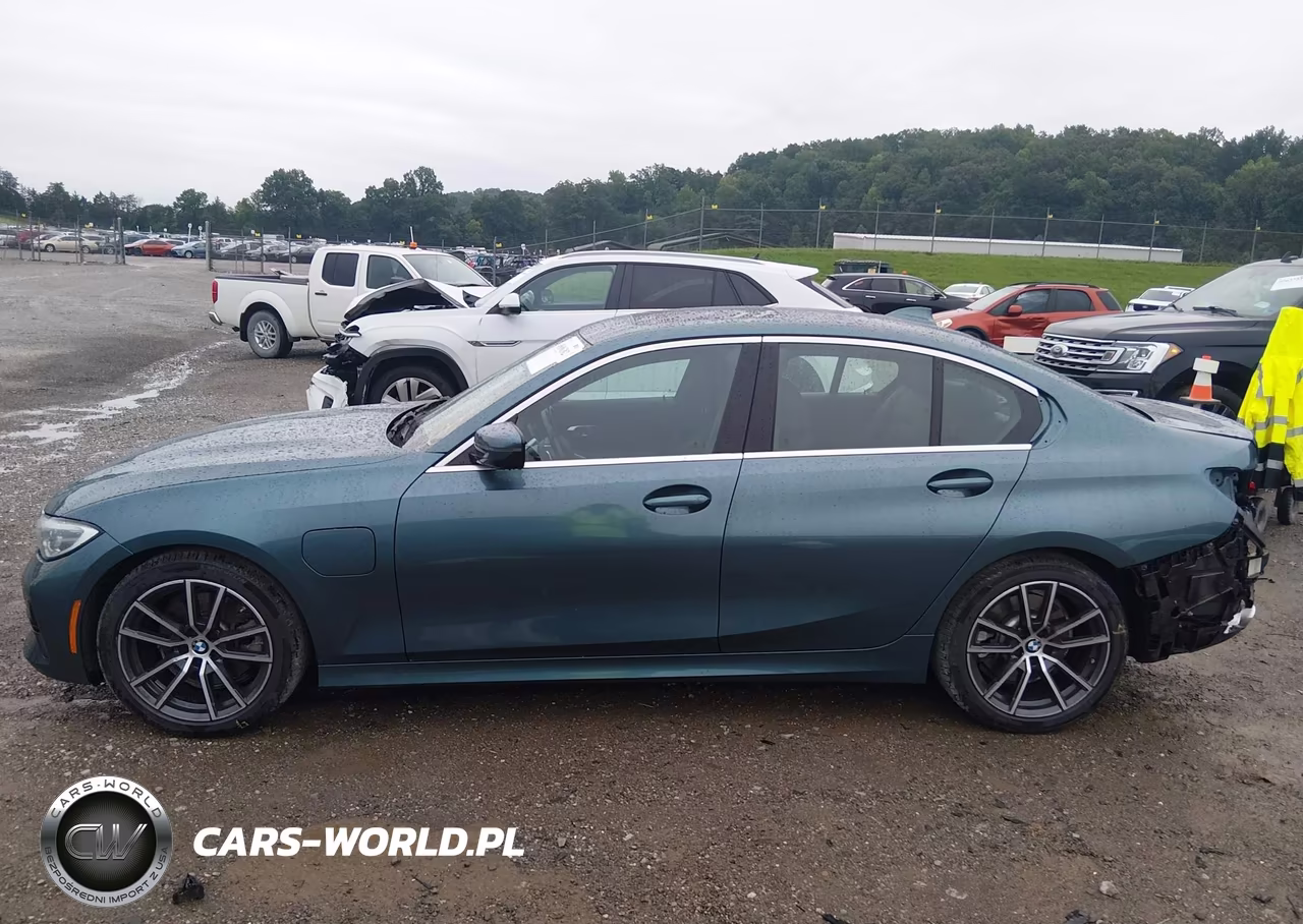 2021 BMW 330E VIN:3MW5P7J0XM8C18206 - 14