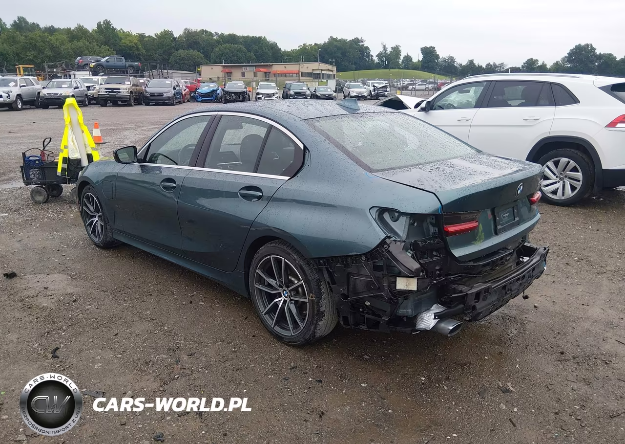 2021 BMW 330E VIN:3MW5P7J0XM8C18206 - 3