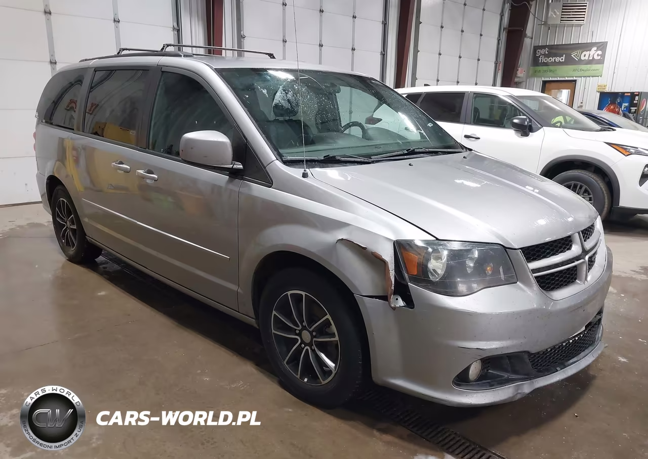 2016 Dodge Grand Caravan R-T