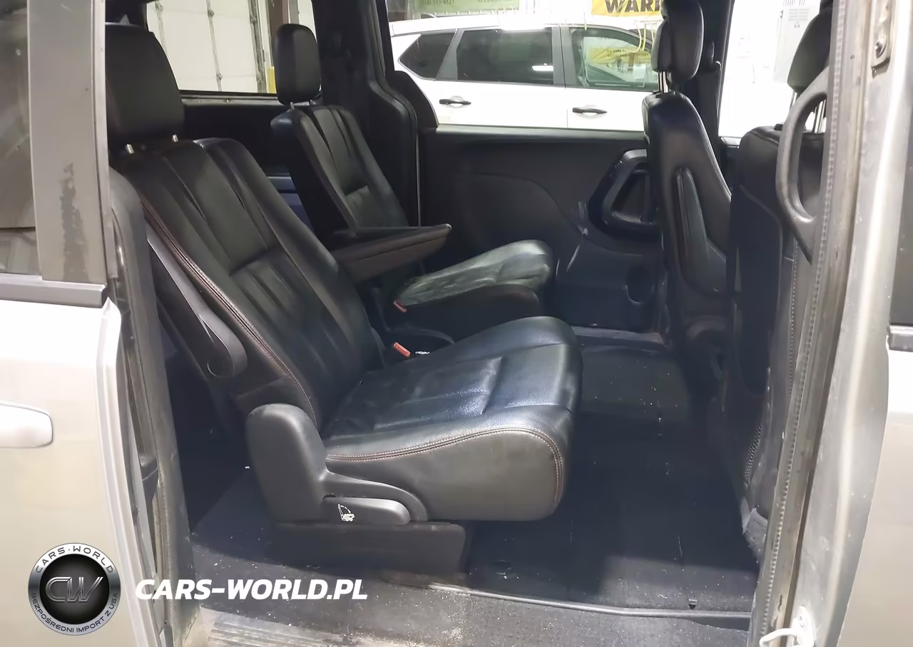 2016 Dodge Grand Caravan R-T VIN:2C4RDGEGXGR329704 - 8