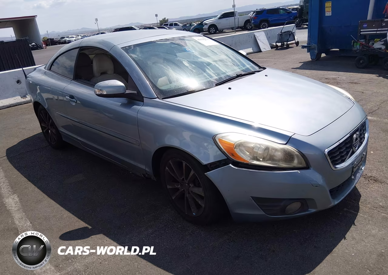 2011 Volvo C70 T5 (Retail Only)
