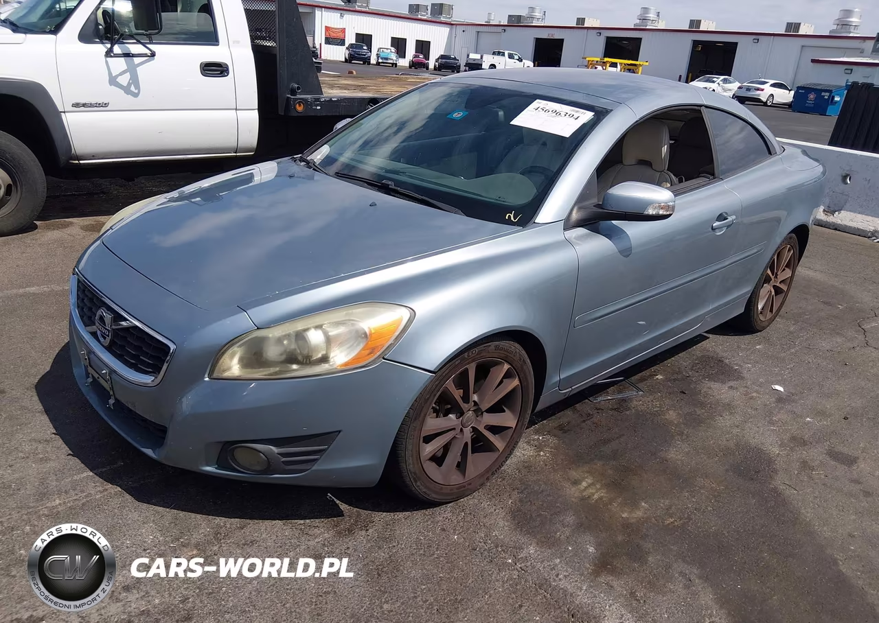 2011 Volvo C70 T5 (Retail Only) VIN:YV1672MC0BJ107188 - 2