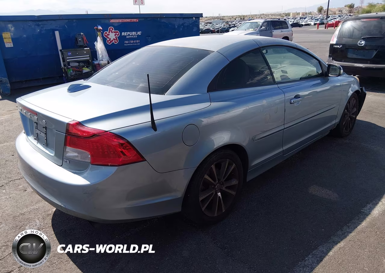 2011 Volvo C70 T5 (Retail Only) VIN:YV1672MC0BJ107188 - 4