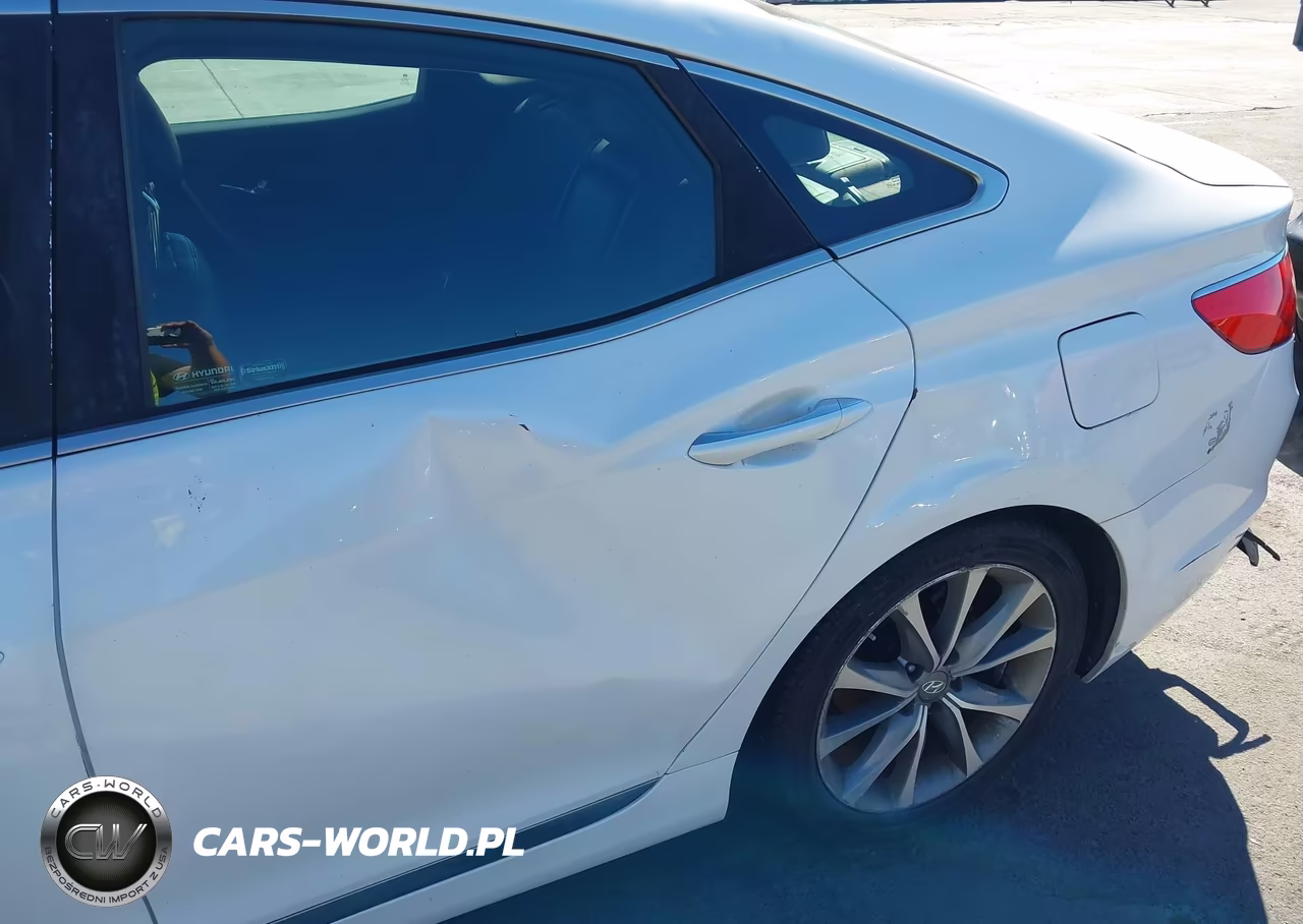 2016 Hyundai Azera VIN:KMHFG4JG0GA501141 - 17