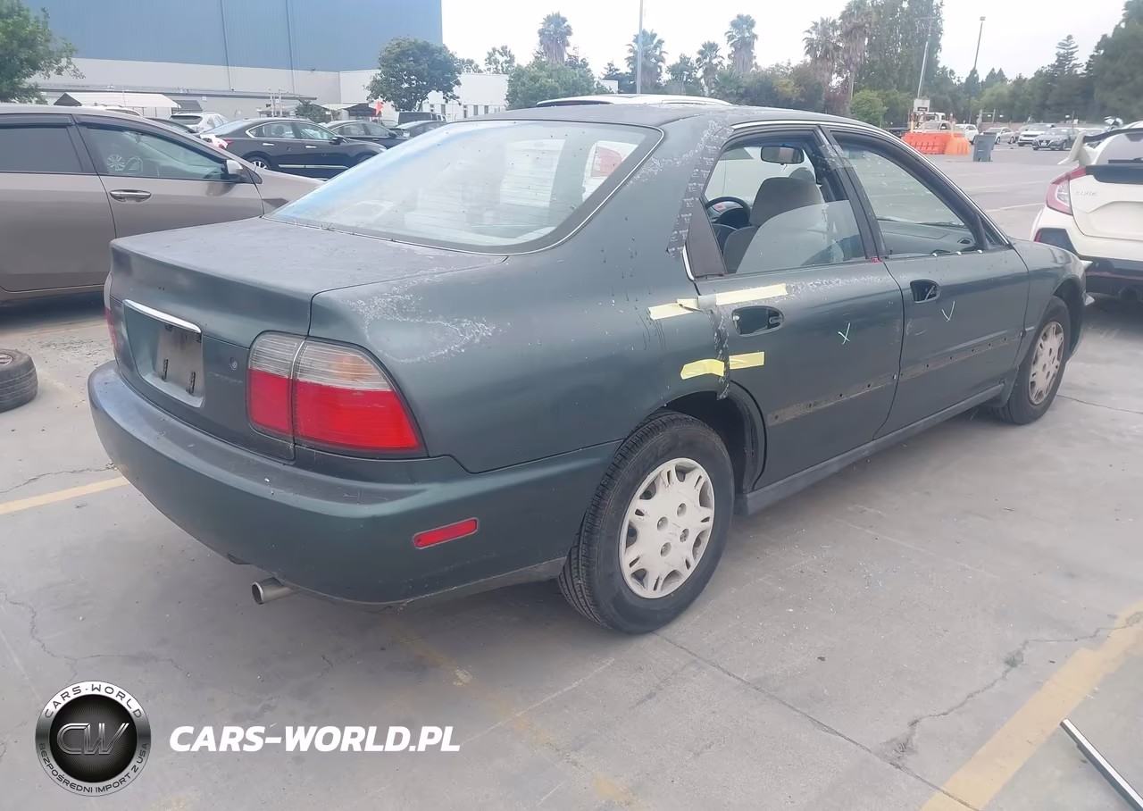 1996 Honda Accord Value VIN:1HGCD5692TA273607 - 4