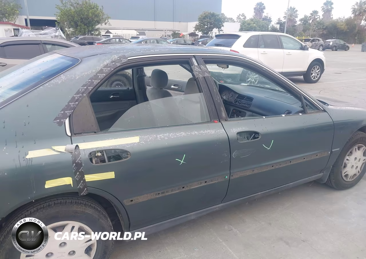 1996 Honda Accord Value VIN:1HGCD5692TA273607 - 6