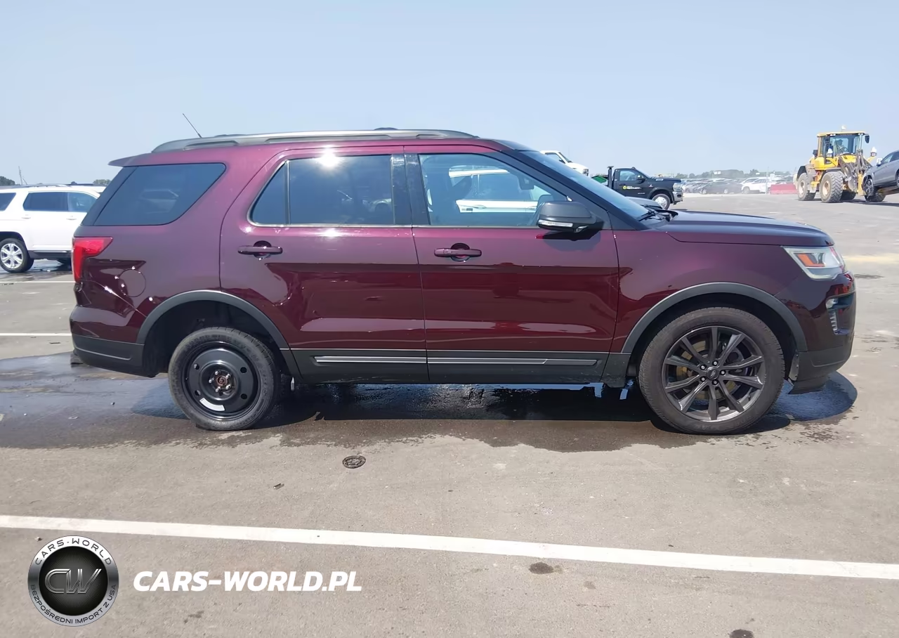 2019 Ford Explorer Xlt VIN:1FM5K8D86KGA38319 - 14