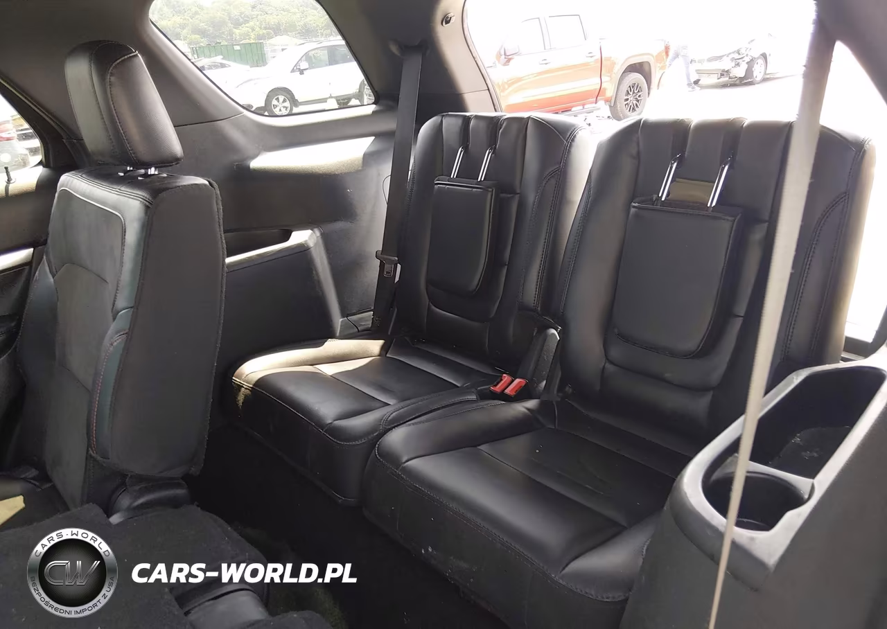 2019 Ford Explorer Xlt VIN:1FM5K8D86KGA38319 - 19