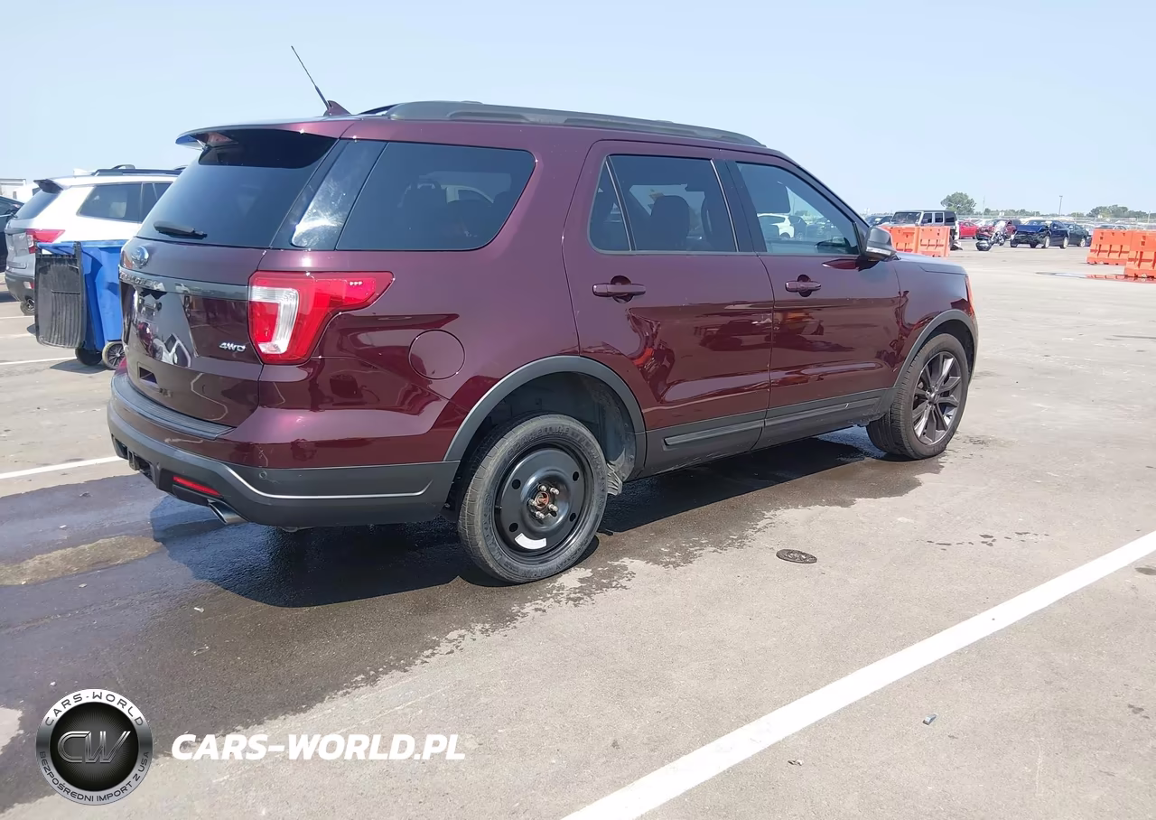 2019 Ford Explorer Xlt VIN:1FM5K8D86KGA38319 - 4
