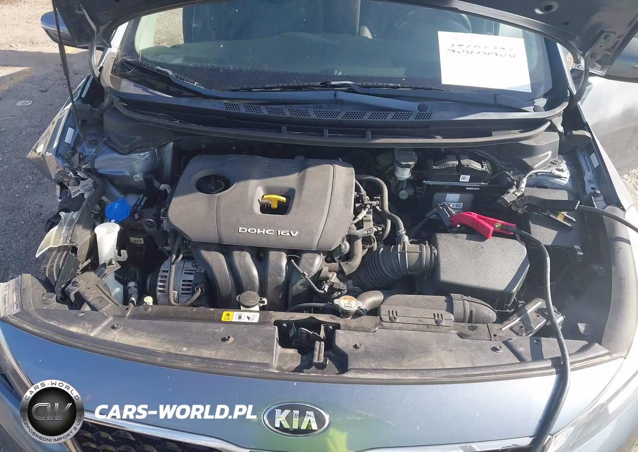 2018 Kia Forte S VIN:3KPFL4A76JE195535 - 10