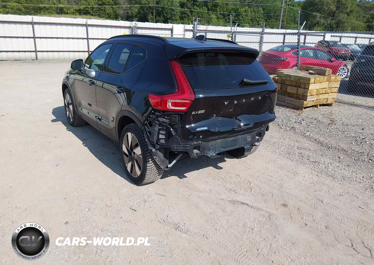 2025 Volvo Ex40 Core, Twin Motor, Fully Electric VIN:YV4ER3HJ1S2454286 - 3