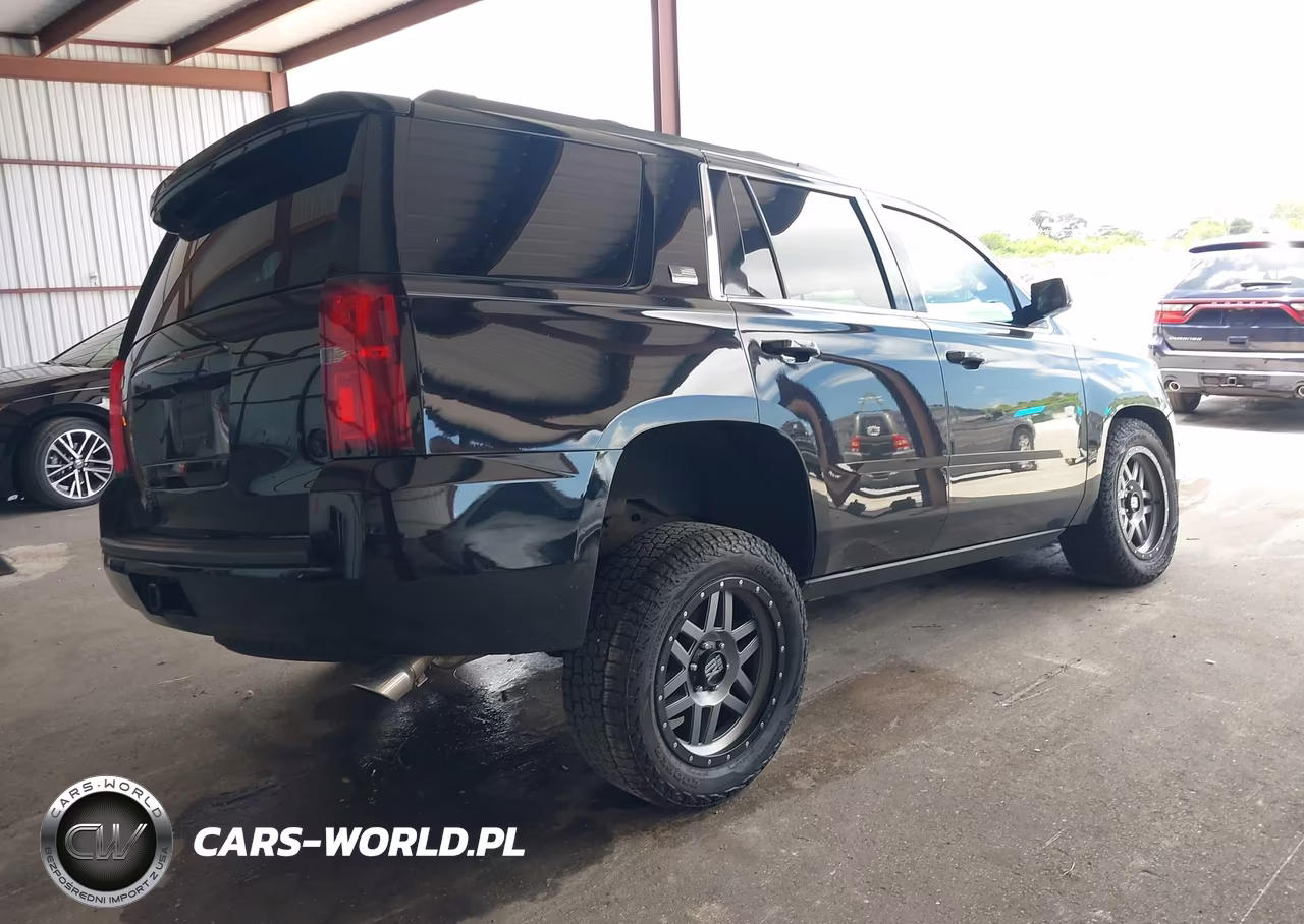 2015 Chevrolet Tahoe Lt VIN:1GNSKBKCXFR171792 - 4