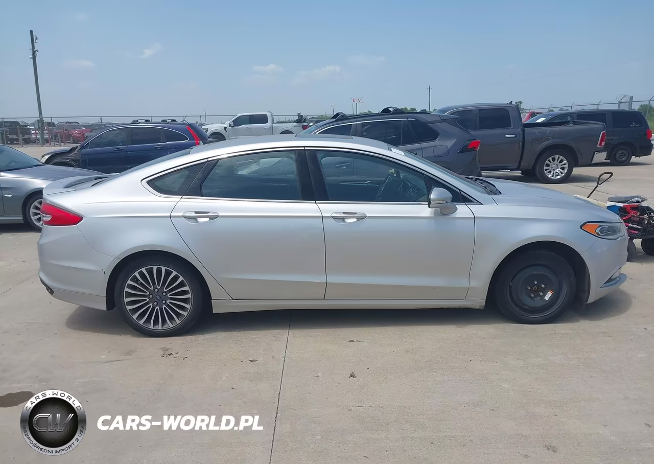 2018 Ford Fusion Titanium VIN:3FA6P0D91JR225971 - 13