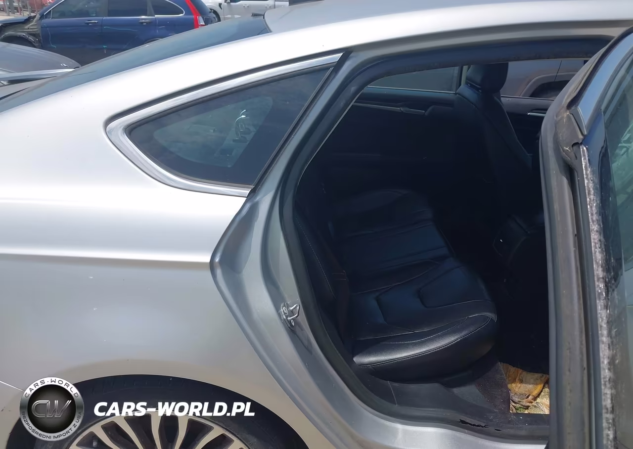 2018 Ford Fusion Titanium VIN:3FA6P0D91JR225971 - 8