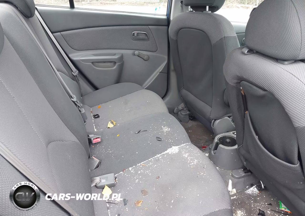 2007 Kia Rio Lx VIN:KNADE123276221815 - 8