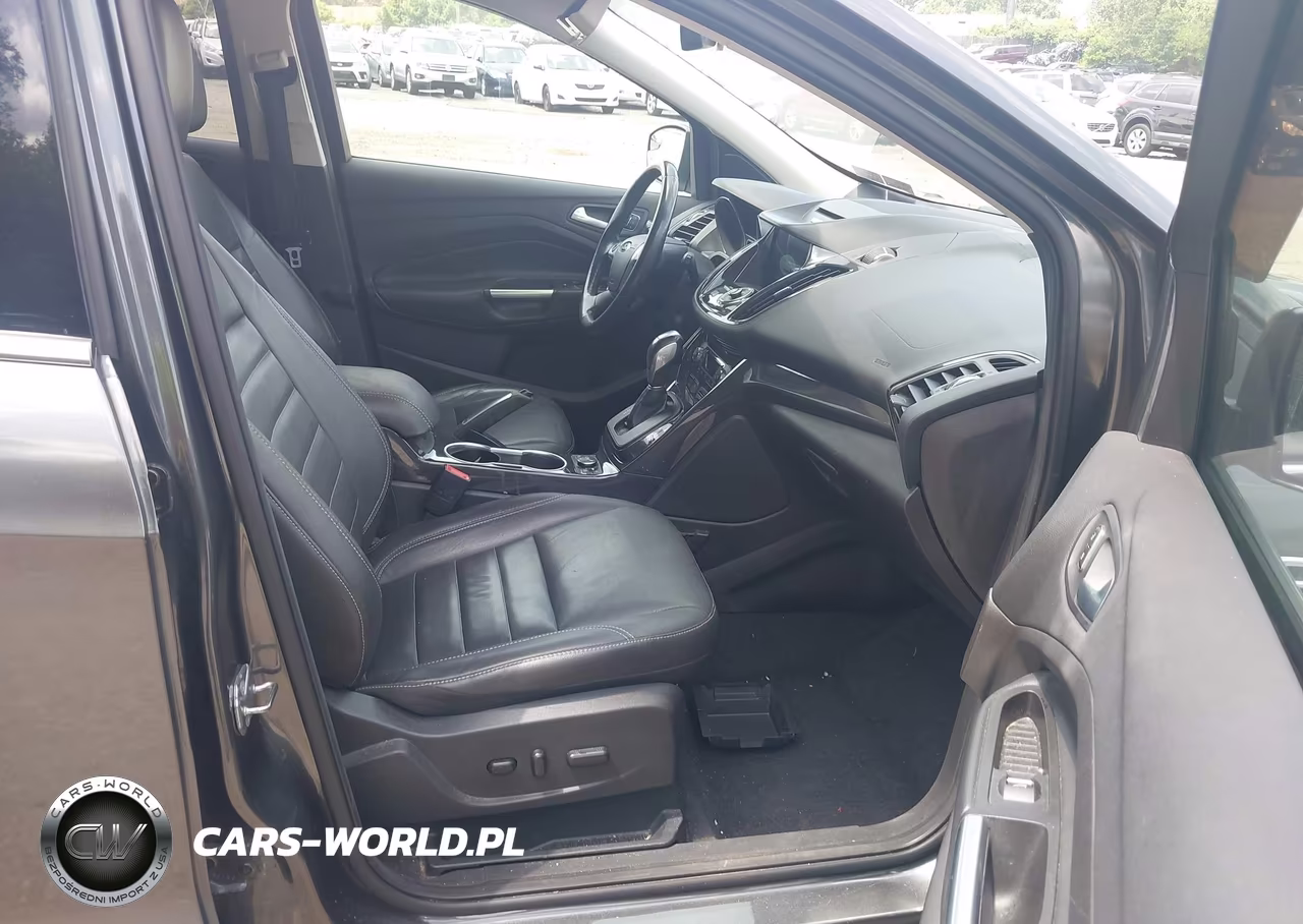 2016 Ford Escape Titanium VIN:1FMCU9JX7GUA92188 - 5