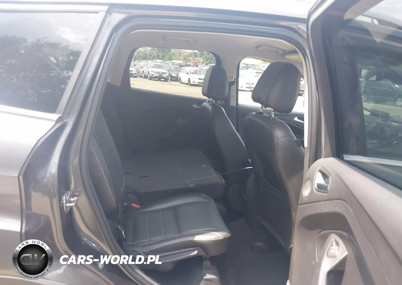 2016 Ford Escape Titanium VIN:1FMCU9JX7GUA92188 - 8