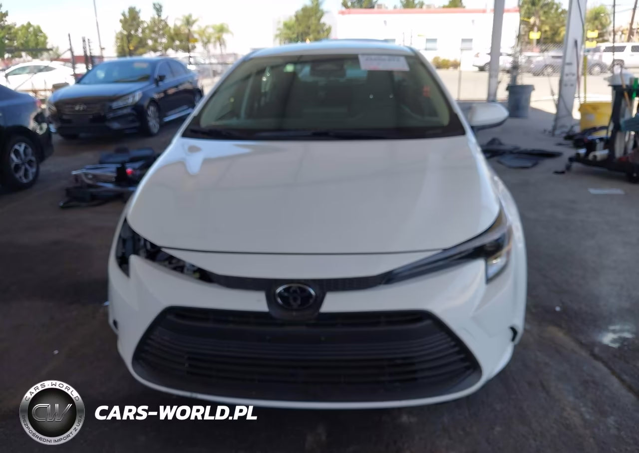 2026 Toyota Corolla Hybrid Hybrid Le VIN:JTDBCMFE2T3143559 - 13