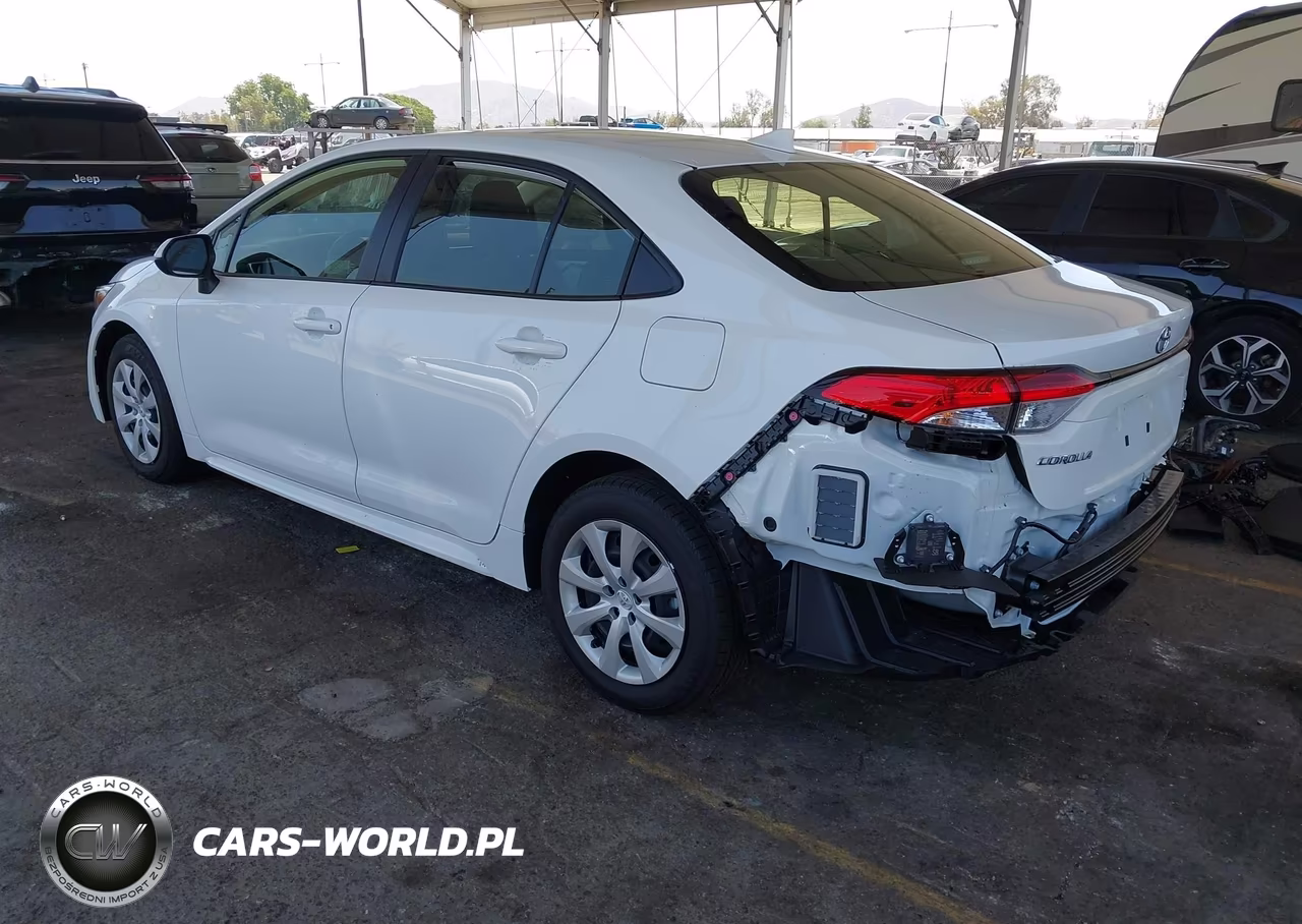 2026 Toyota Corolla Hybrid Hybrid Le VIN:JTDBCMFE2T3143559 - 3