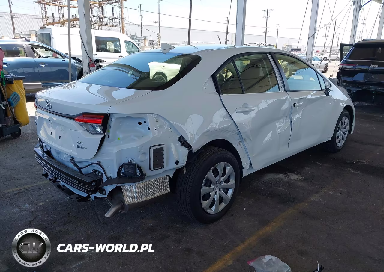 2026 Toyota Corolla Hybrid Hybrid Le VIN:JTDBCMFE2T3143559 - 4