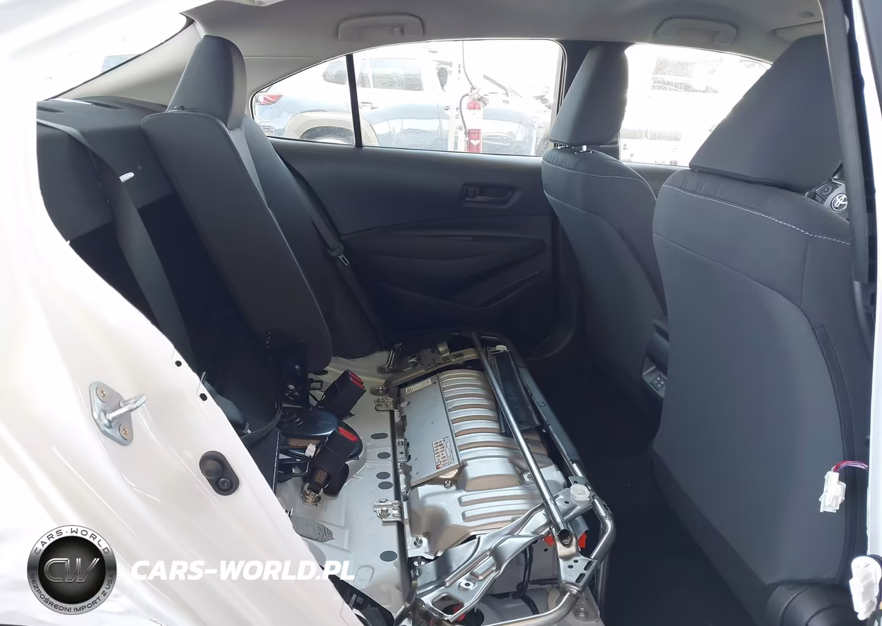 2026 Toyota Corolla Hybrid Hybrid Le VIN:JTDBCMFE2T3143559 - 8