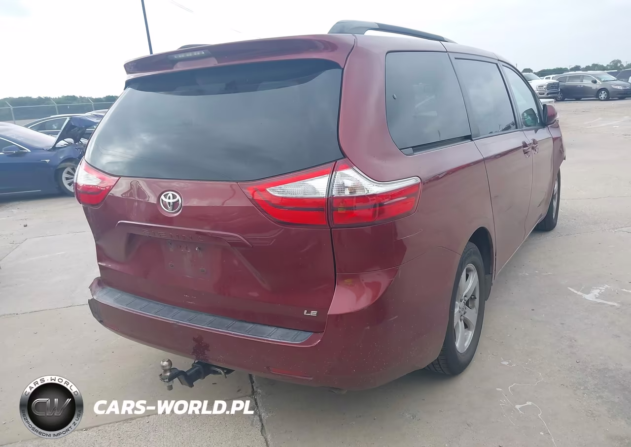 2017 Toyota Sienna Le 8 Passenger VIN:5TDKZ3DC0HS774455 - 4