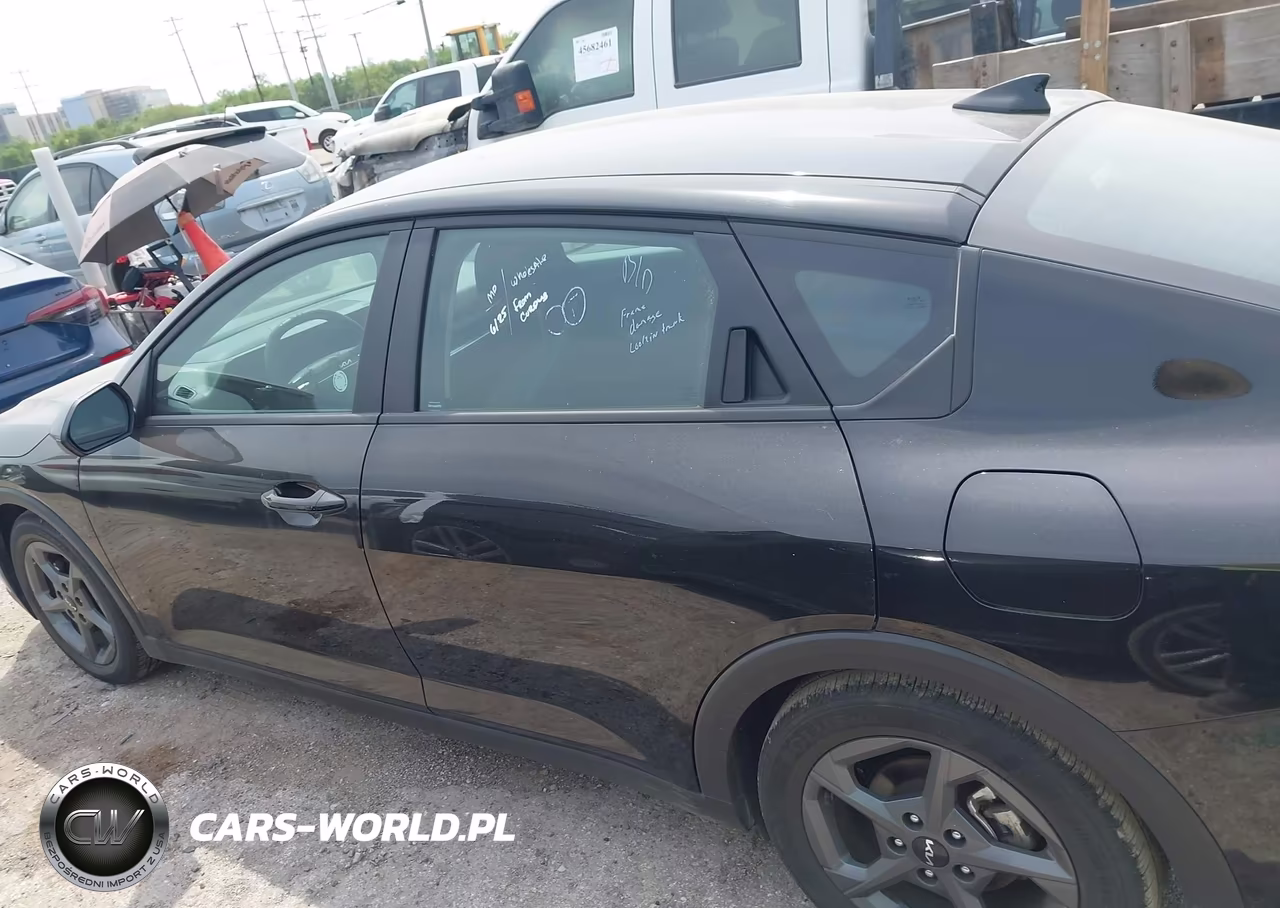 2025 Kia K4 Lxs VIN:3KPFT4DE0SE035713 - 14