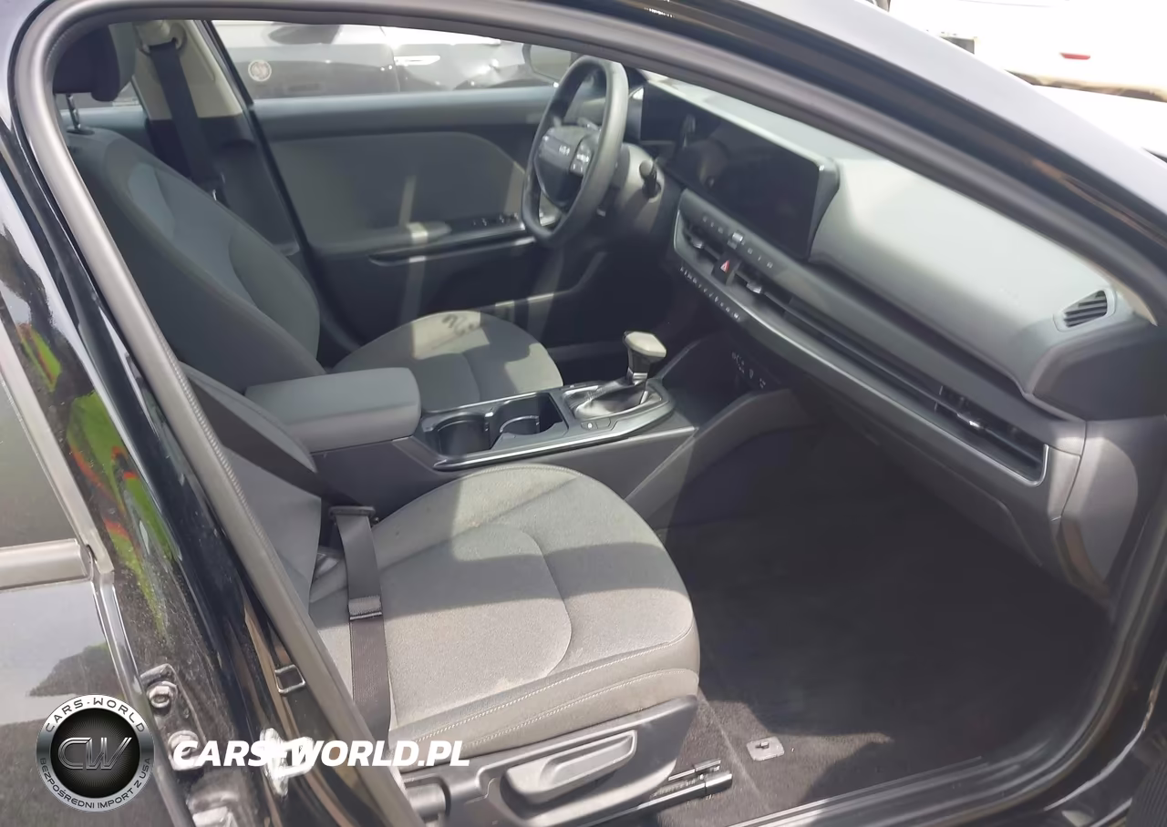 2025 Kia K4 Lxs VIN:3KPFT4DE0SE035713 - 5