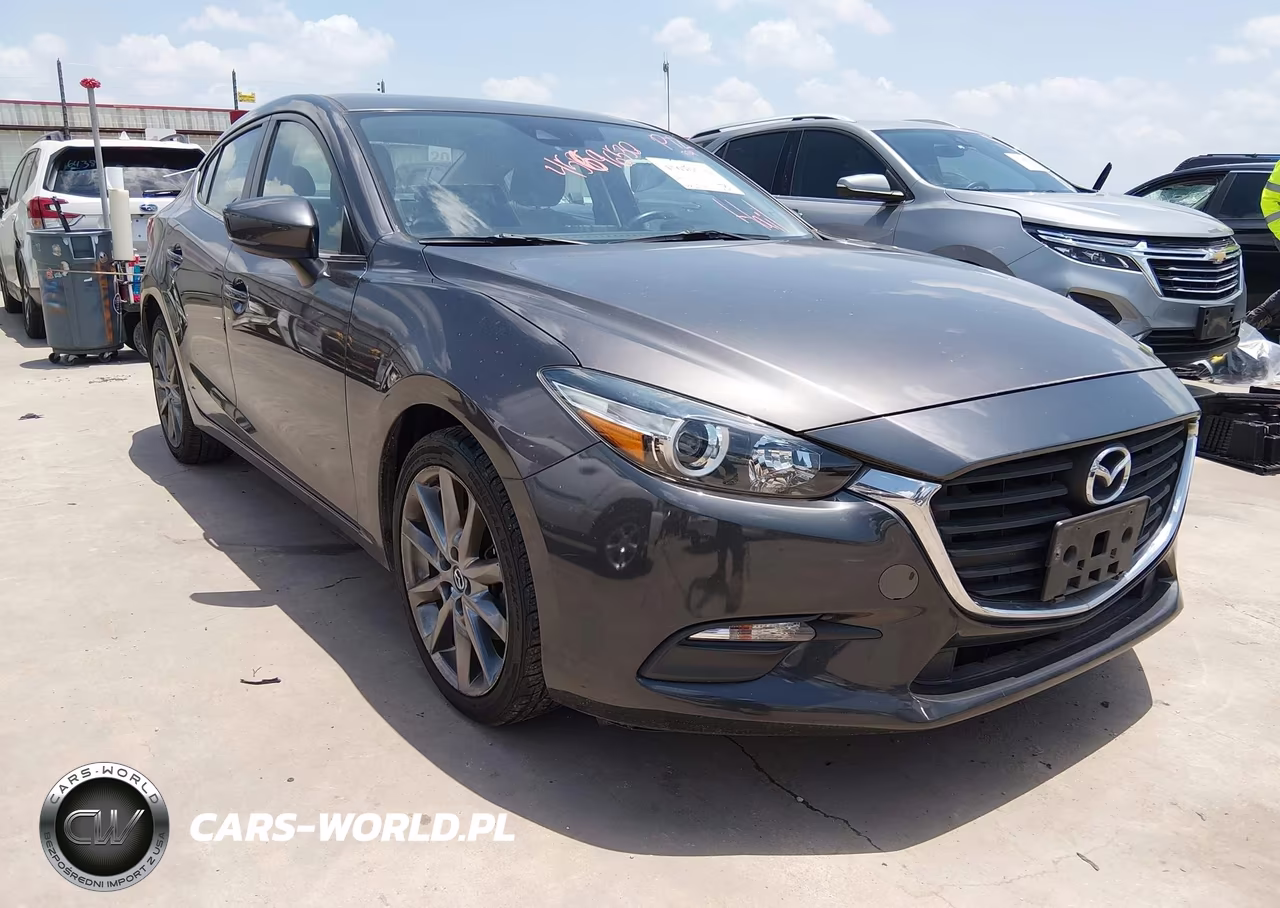 2018 Mazda Mazda3 Touring – zdjęcie 1 z 18