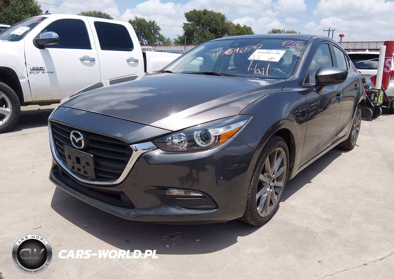 2018 Mazda Mazda3 Touring VIN:3MZBN1V3XJM174706 - 2