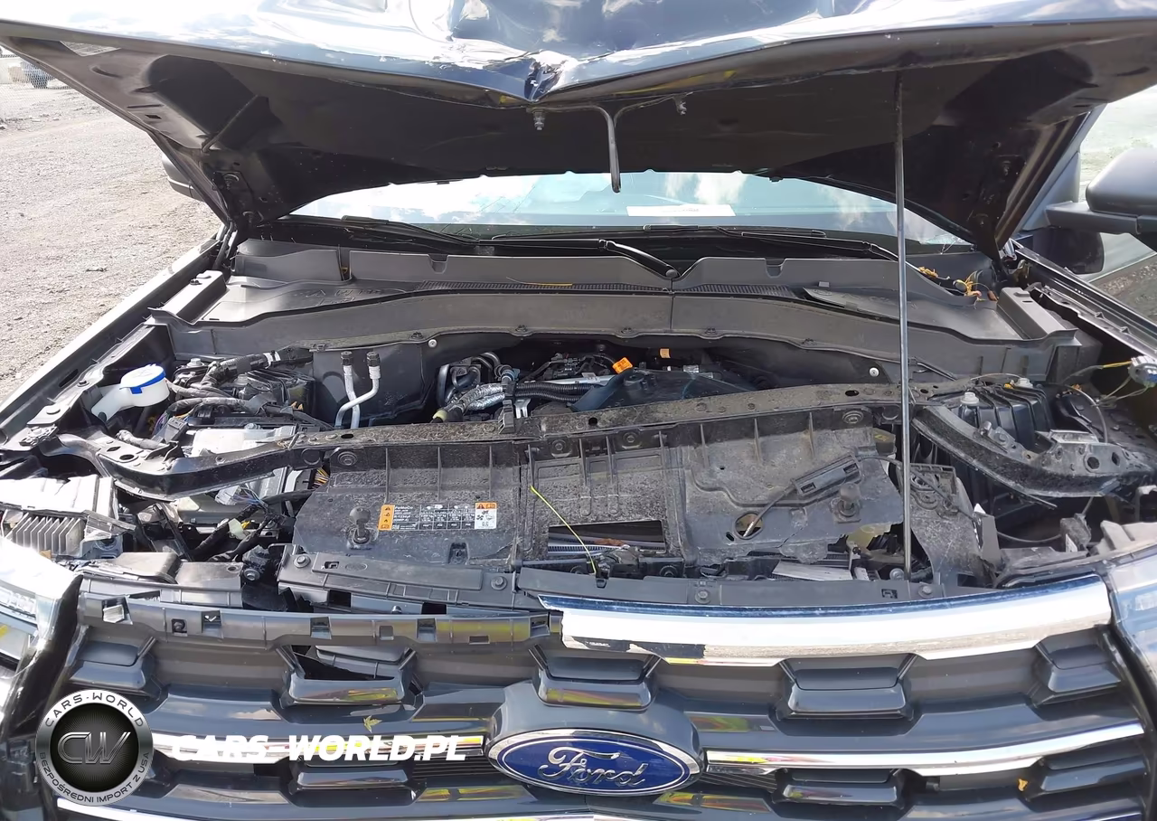 2025 Ford Explorer Active VIN:1FMUK8DH0SGB58502 - 10