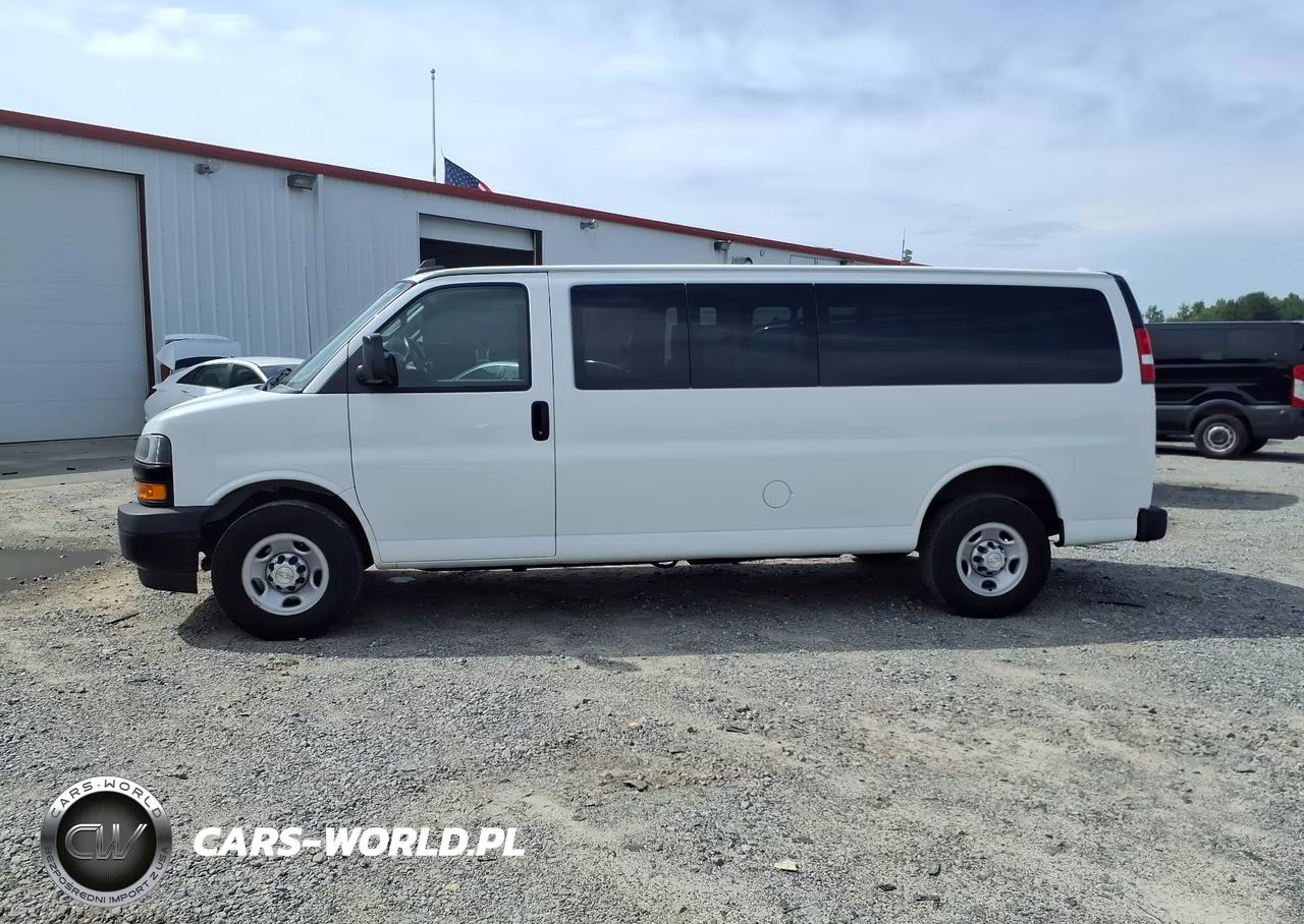 2019 Chevrolet Express 3500 Ls VIN:1GAZGNFG2K1334976 - 14